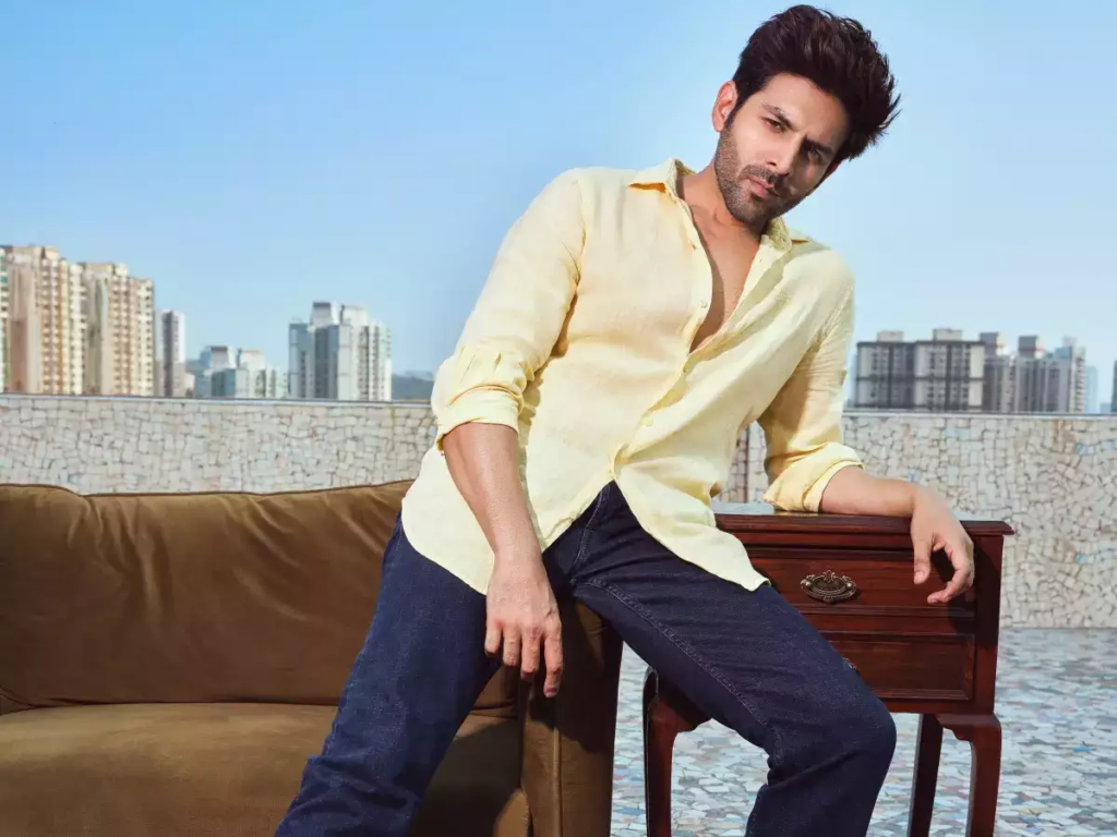 Kartik Aaryan Joins Supersox as Brand Ambassador: A New Fashion Trend ...