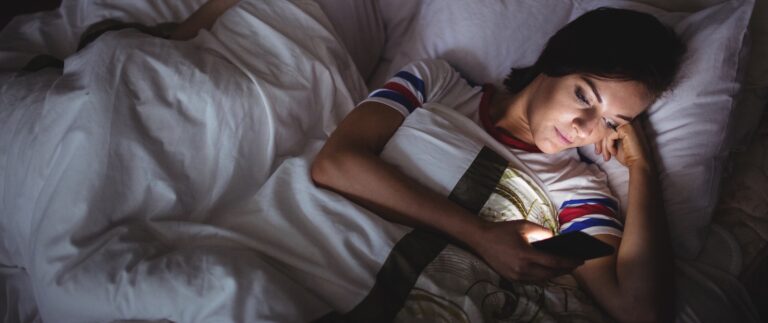 7 Nighttime Habits That Are Secretly Wrecking Your Sleep (And How to Fix Them)