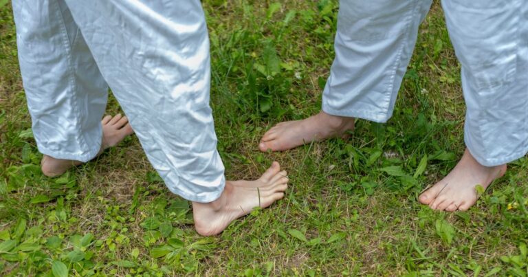 Why You Should Start Grounding (Earthing) Daily