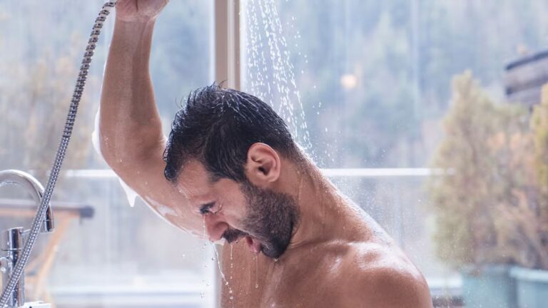 Why Cold Showers Might Be the Best Habit You’re Not Doing Yet (Science-Backed Benefits)